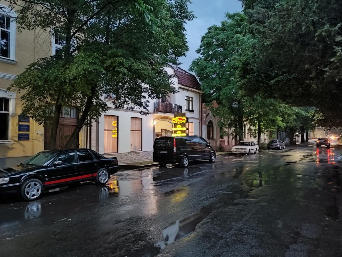 Готель-Ресторан "Олеся" Berehove  Exterior foto